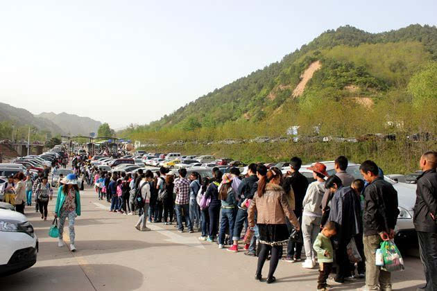 麥積山景區旅游接待火爆，精細化管理提升游覽體驗